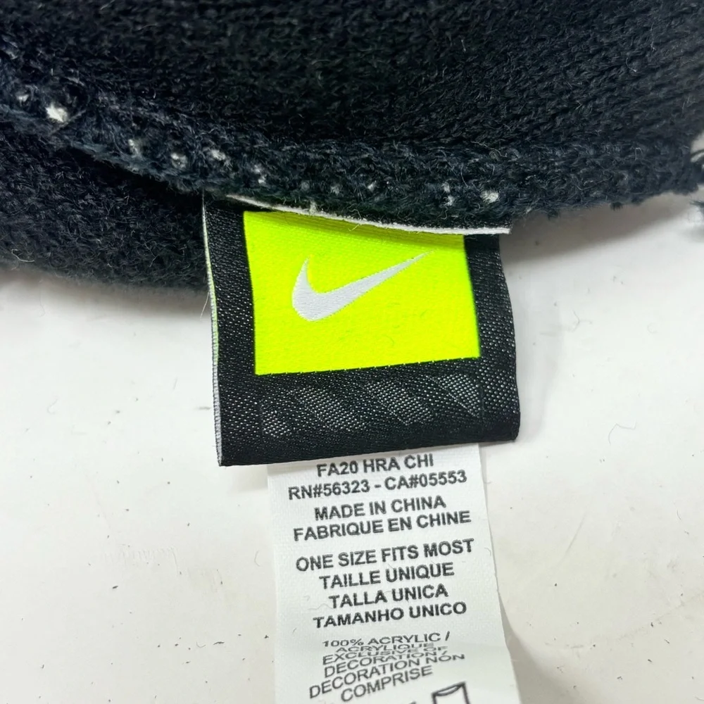 NIKE Fold over TENNESSEE VOLUNTEERS Black White Striped Beanie Pom Pom Adult OS - Picture 7 of 10